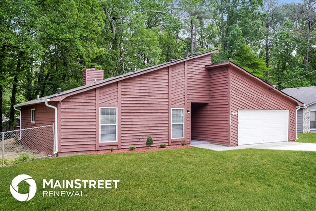 6310 Beethoven Cir in Riverdale, GA - Building Photo - Building Photo