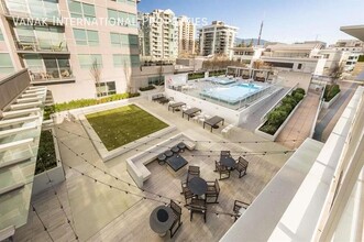 Stunning 2-Bedroom Apartment with Rooftop  in North Vancouver, BC - Building Photo - Building Photo