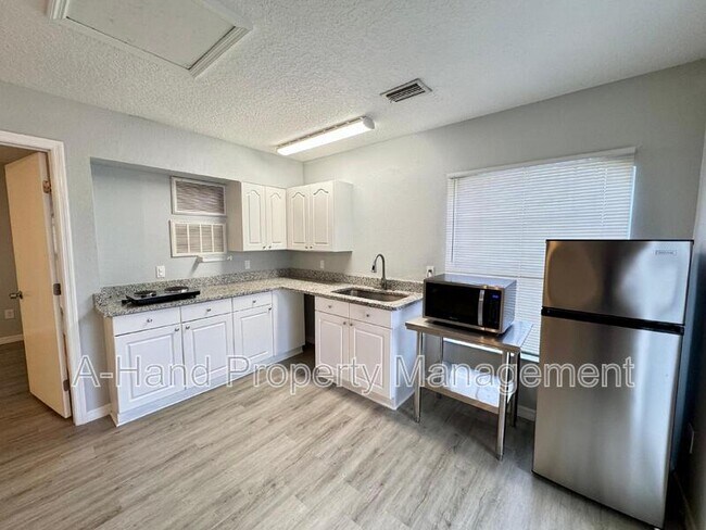 304 Washington Palm Loop in Davenport, FL - Building Photo - Building Photo