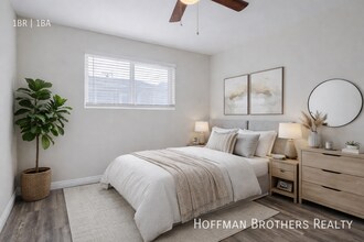 1495 N Peterson Ave in Long Beach, CA - Building Photo - Building Photo