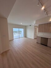 1827 N L St, Unit C2 in Lake Worth Beach, FL - Building Photo - Building Photo