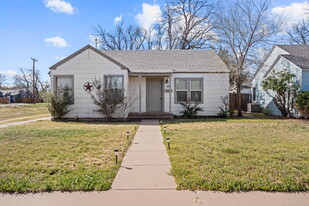 2703 23rd St in Lubbock, TX - Building Photo
