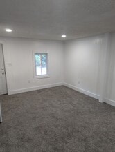 894 Lynn Garden Dr in Kingsport, TN - Building Photo - Building Photo