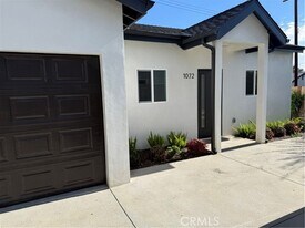 1072 N Vinedo Ave in Pasadena, CA - Building Photo