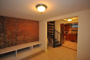 22 Sussex St, Unit single family in Boston, MA - Foto de edificio - Building Photo