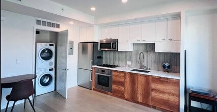 400 S Broadway, Unit 502 in Los Angeles, CA - Building Photo - Building Photo