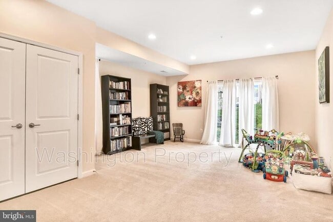 7905 Trailview Xing in Glen Burnie, MD - Building Photo - Building Photo