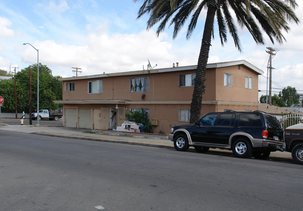 4179 Winona Ave in San Diego, CA - Building Photo