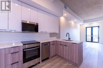 169-169 James St S in Hamilton, ON - Building Photo - Building Photo