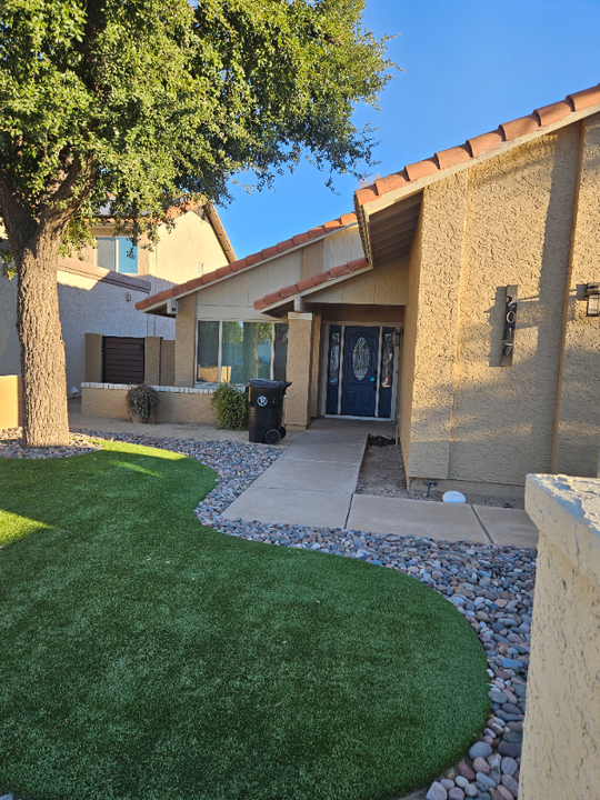 2017 S Paseo Loma Cir in Mesa, AZ - Foto de edificio