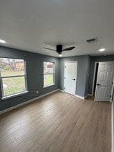 430 Sussex Ave in San Antonio, TX - Building Photo - Building Photo