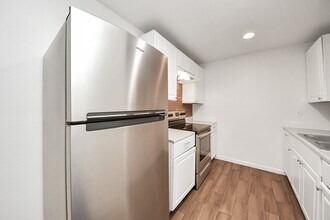 12068 Beechnut St in Houston, TX - Building Photo - Building Photo