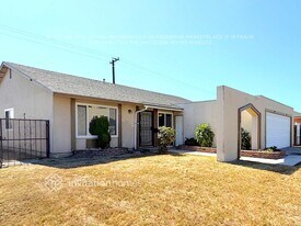 748 E Turmont St in Carson, CA - Building Photo