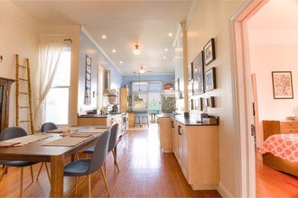 1135 Treat Ave, Unit upstairs in San Francisco, CA - Building Photo - Building Photo