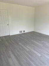 3164 W 48th St in Cleveland, OH - Building Photo - Building Photo