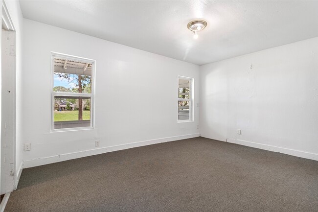 725 S Washington Ave