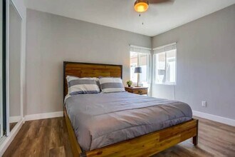 812 Island Ct in San Diego, CA - Building Photo - Building Photo