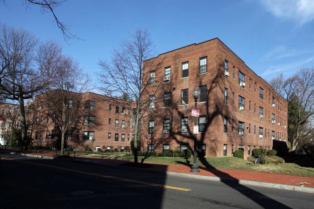 Rock Creek Gardens in Washington, DC - Foto de edificio