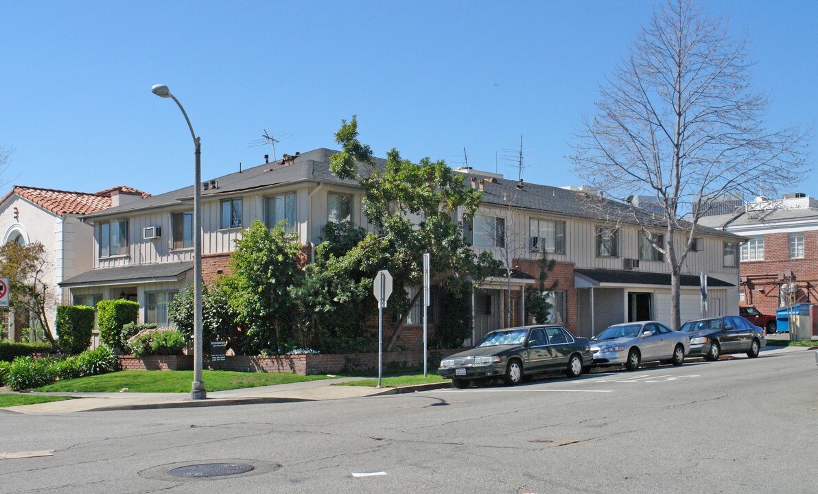 9428-9430 Charleville Blvd in Beverly Hills, CA - Building Photo