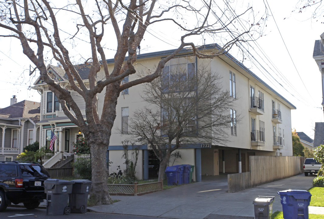 Camellia in Alameda, CA - Foto de edificio