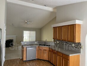 7751 Fawn Lake Dr S in Jacksonville, FL - Building Photo - Building Photo