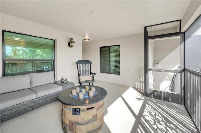 5527 Palmer Cir in Bradenton, FL - Building Photo - Building Photo