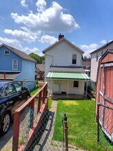 369 Mayville Ave in Pittsburgh, PA - Building Photo - Building Photo