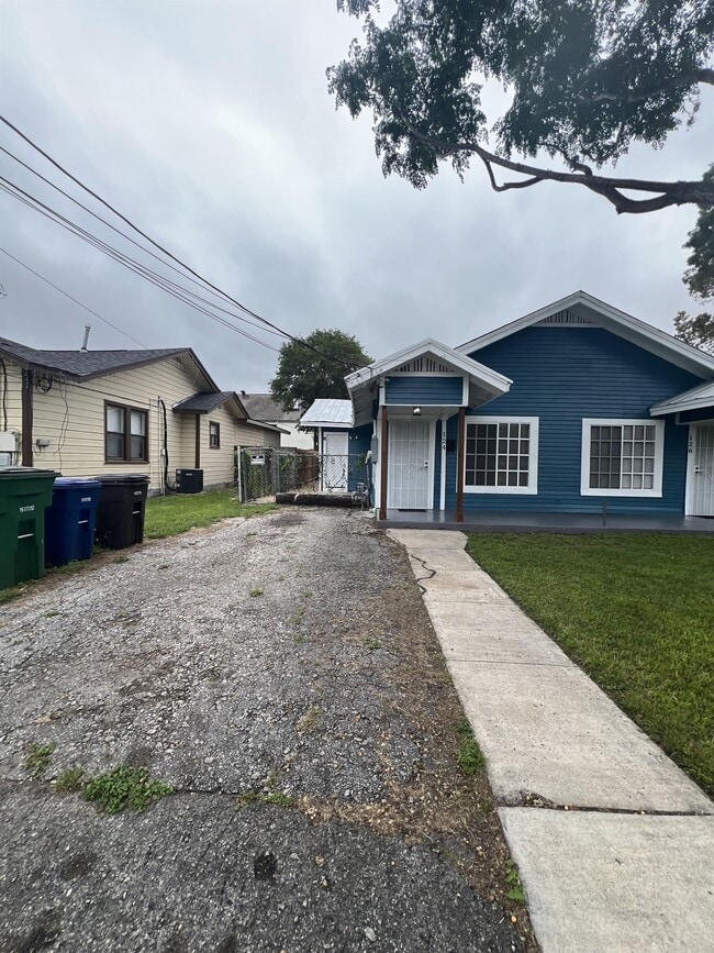 property at 124-126 Wiggins Pl