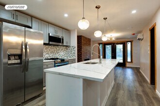 741 Decatur St in Brooklyn, NY - Building Photo - Building Photo