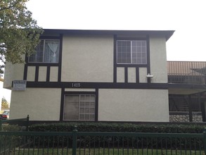 1415 W Stoneridge Ct in Ontario, CA - Building Photo - Building Photo