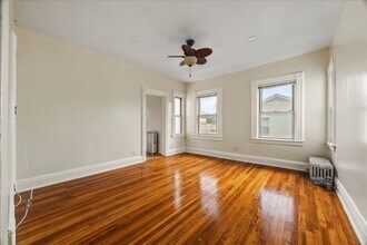 407 N MacQuesten Pkwy in Mount Vernon, NY - Building Photo - Building Photo