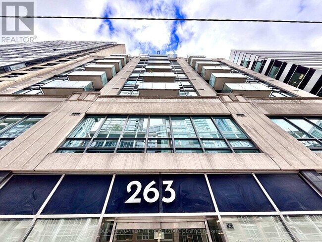 263 Wellington St W in Toronto, ON - Building Photo - Building Photo