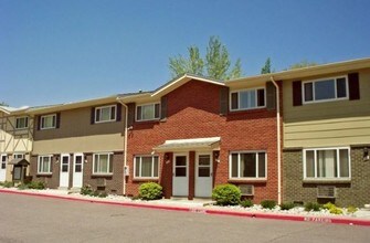 Carr Street Townhomes in Lakewood, CO - Building Photo - Building Photo