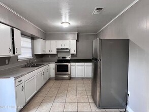 11520 Klein Rd in Gulfport, MS - Building Photo - Building Photo