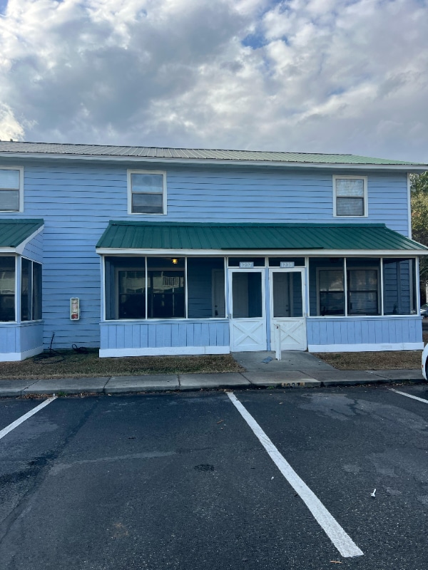 property at 1237 Shalom Dr