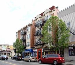 239 Harrison Ave in Harrison, NJ - Building Photo - Building Photo