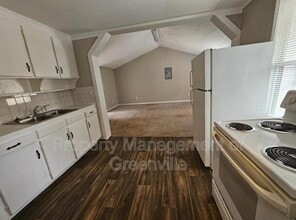 36 Pacific Ave in Greenville, SC - Building Photo - Building Photo