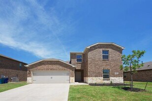 6225 Bracken Dr in Aubrey, TX - Building Photo