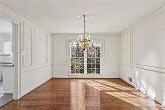 5189 Hidden Branches Cir in Dunwoody, GA - Building Photo - Building Photo