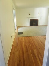 53 Dummerston Station Rd in Putney, VT - Foto de edificio - Building Photo