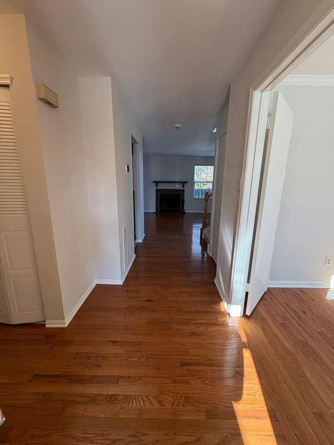 660 Bayberry Ln in Morrisville, PA - Building Photo - Building Photo