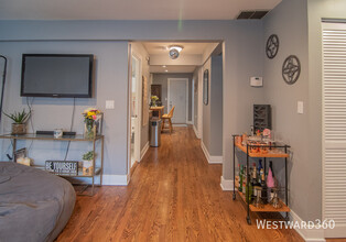 2733 N Wayne Ave in Chicago, IL - Building Photo - Building Photo