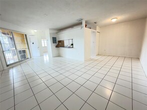 15675 SW 74th Cir Dr in Miami, FL - Building Photo - Building Photo