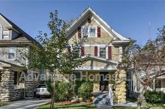 property at 3222 Charlotte St