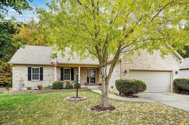 property at 1556 Deerwoods Dr