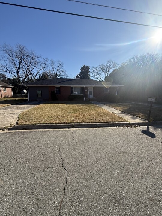 405 Lamar St in Fort Valley, GA - Building Photo