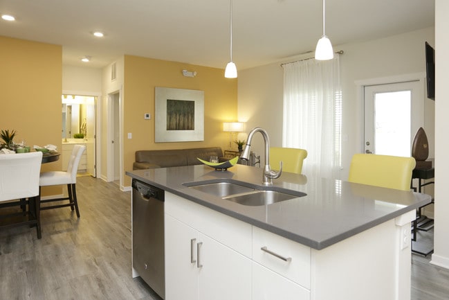 Ridge45 Apartments in Traverse City, MI - Foto de edificio - Interior Photo