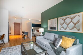 320 D St-Unit -343 in Boston, MA - Building Photo - Building Photo