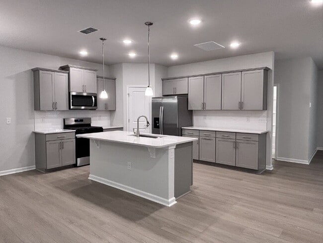 429 Providence Spgs Ln in Fuquay Varina, NC - Building Photo - Building Photo