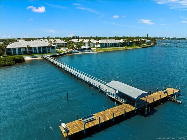 property at 175 SE Saint Lucie Blvd